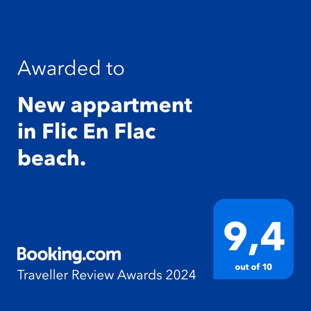Westside Holidays Flic En Flac Beach 외부 사진